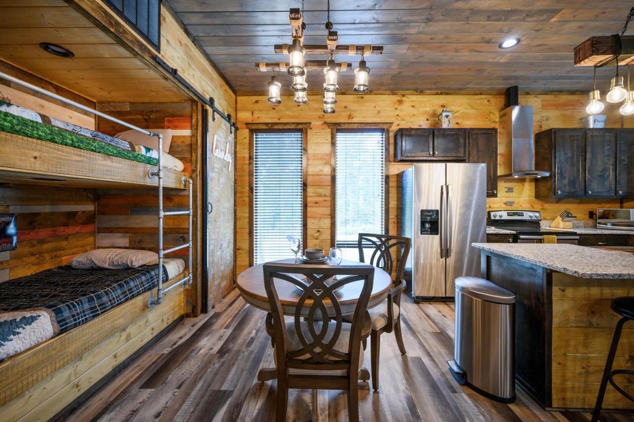 The Adirondack Honeymoon Hot Tub Soaking Tub Wood Burning Fireplace Stephens Gap ภายนอก รูปภาพ