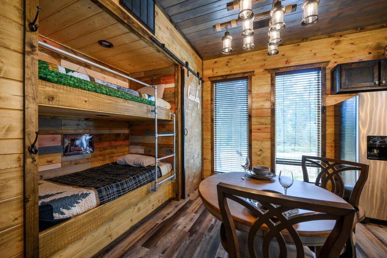 The Adirondack Honeymoon Hot Tub Soaking Tub Wood Burning Fireplace Stephens Gap ภายนอก รูปภาพ